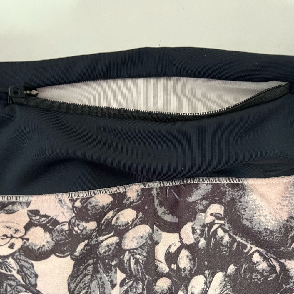 Oiselle Obsession Running Shorts Size 8 Rose Botanical Print - Picture 7 of 9